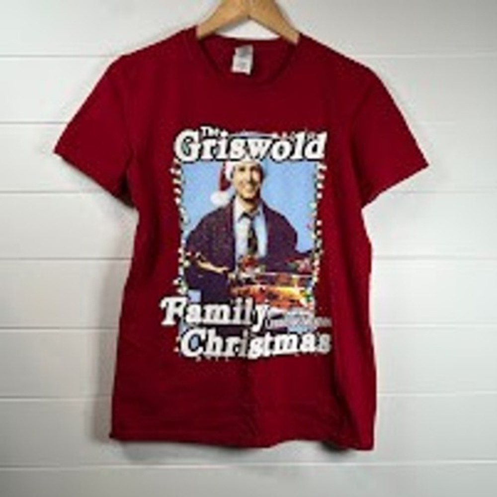 National Lampoon Christmas Vacation Griswold T Shirt Red‎ Gildan